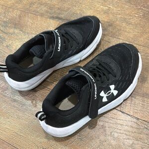 Under Armour Kids Black and White Sneakers